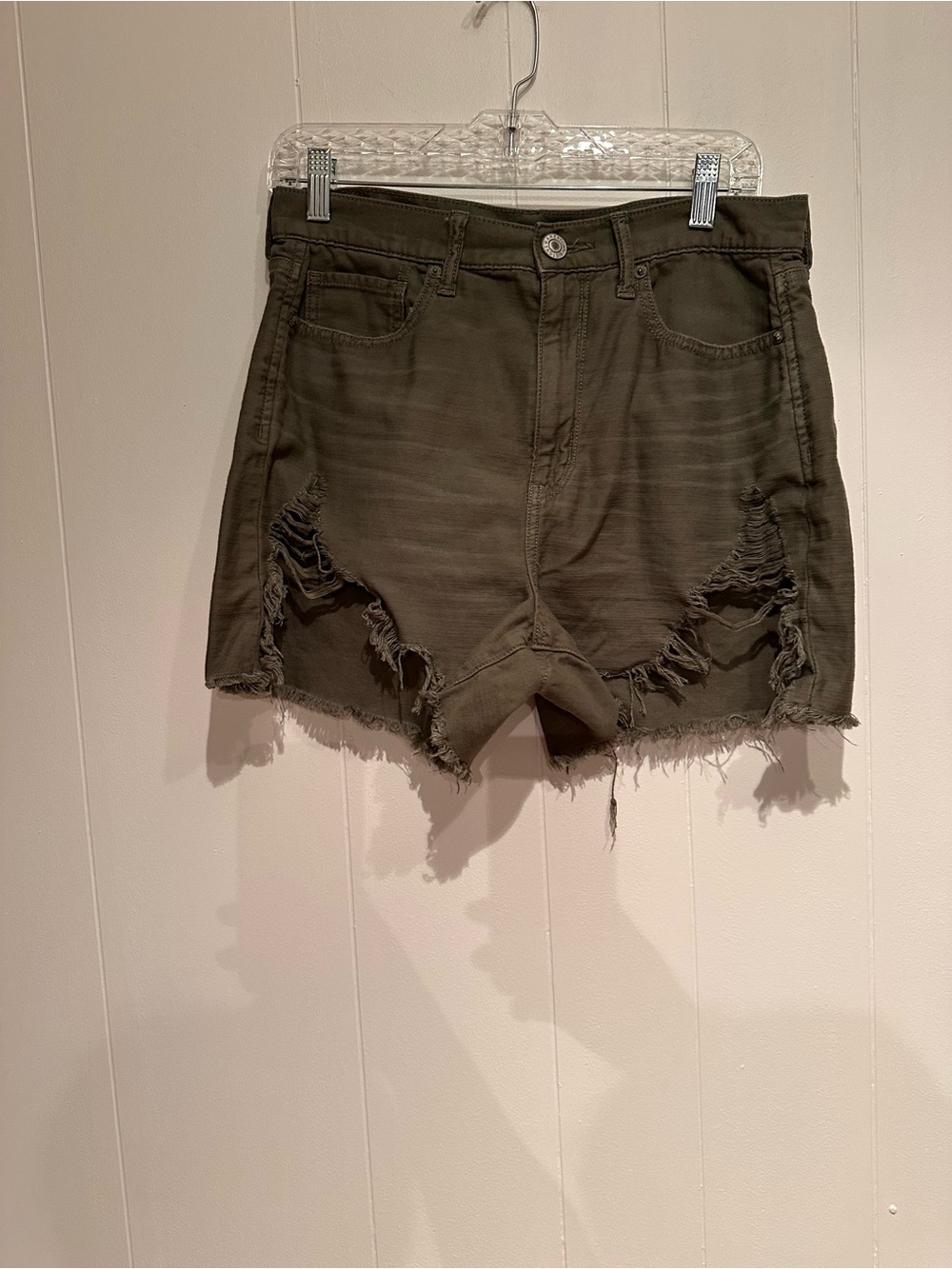 American Eagle Highest Rise Mom Shorts Olive Distressed Cutoff Size 8 - Picture 3 of 11